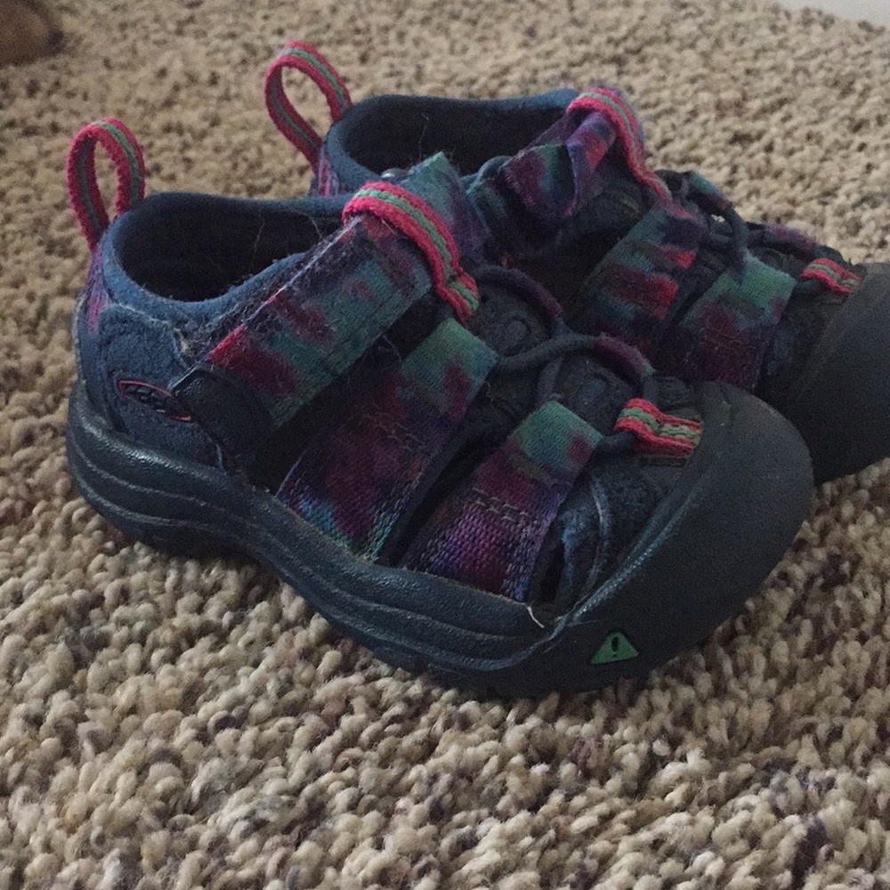 Toddler Keens